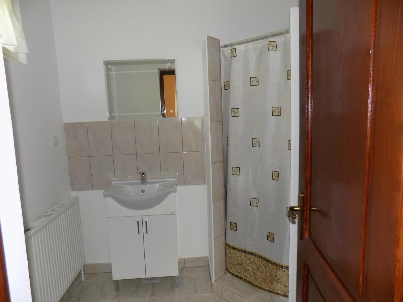 Casa De Vacanta Zsenik Vendeghaz Sovata Eksteriør billede
